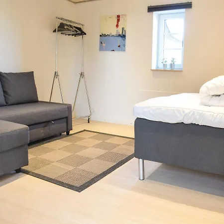 度假居 Four Bedroom Holiday In 尼堡